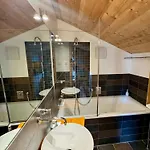 Les Mazots Du Hameau Des Biquettes - Charme Alpin Et Cuisine équipée Chalet
