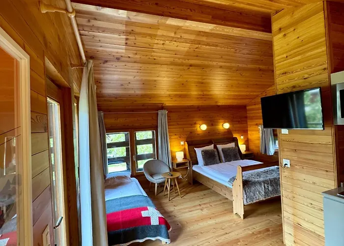 Les Mazots Du Hameau - Charme Alpin Avec Cuisine Equipee شاليه فيركورين